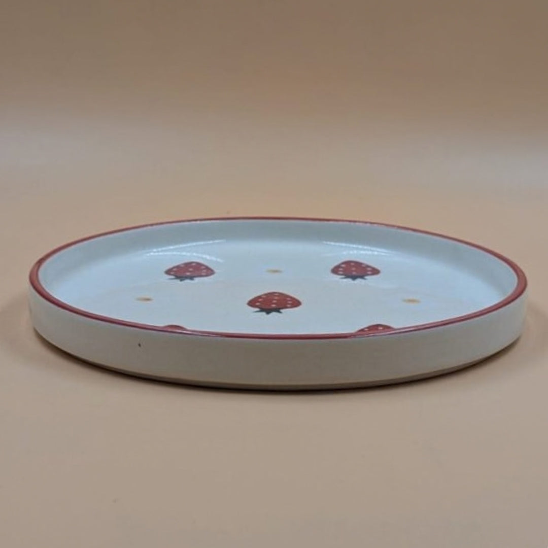 Plate - Strawberry & Daisy Pattern Quarter Plate, 20 cm