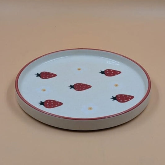 Plate - Strawberry & Daisy Pattern Quarter Plate, 20 cm