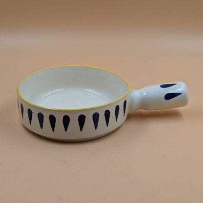 Breakfast Bowl with Handle - Black Teardrop Pattern