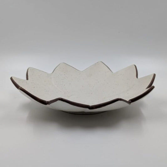 Platter - Flower Petal Shape Off-White Speckled with Dark Rim