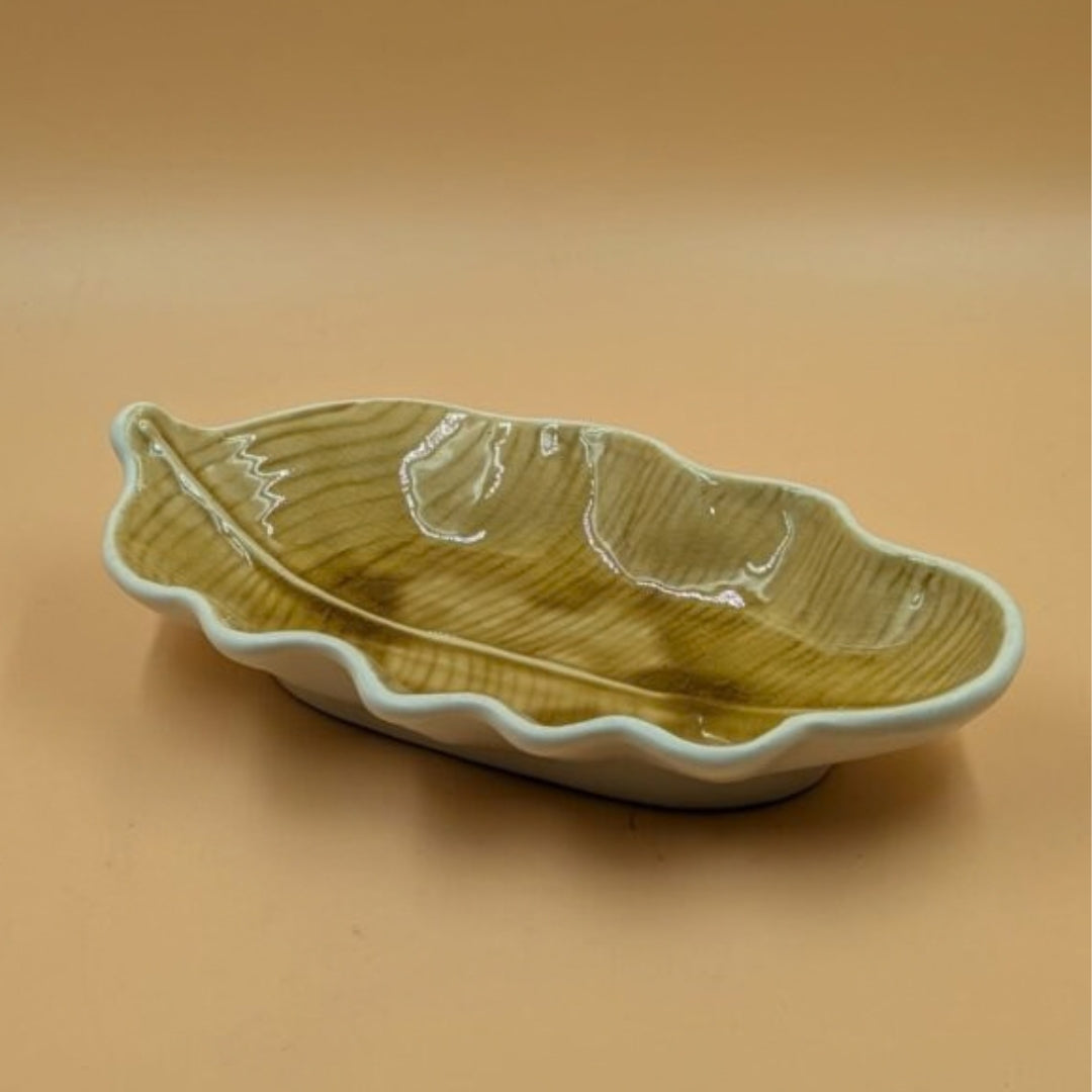 Platter - Wavy Edge Leaf Shape / Banana Leaf Green Glazed