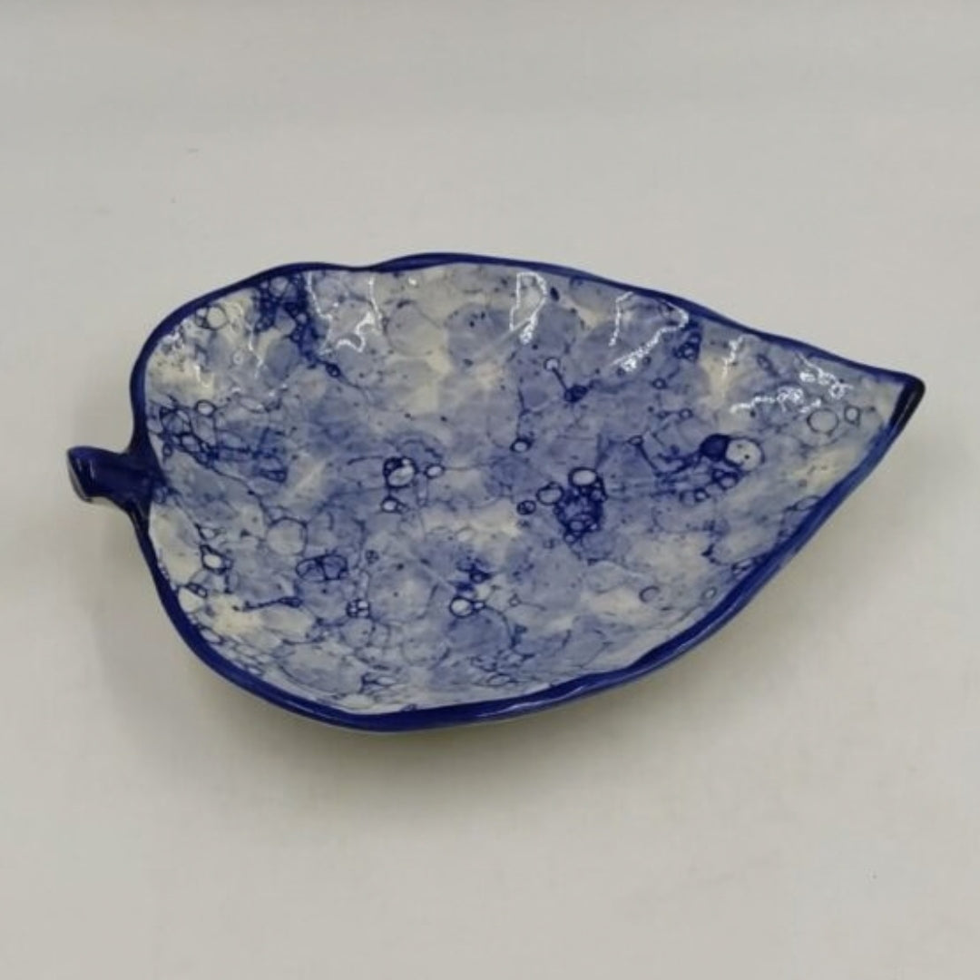 Platter - Leaf Shaped Blue Bubble Pattern