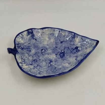 Platter - Leaf Shaped Blue Bubble Pattern