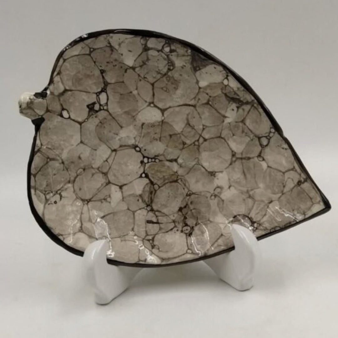 Platter - Leaf Shaped Black Bubble Pattern